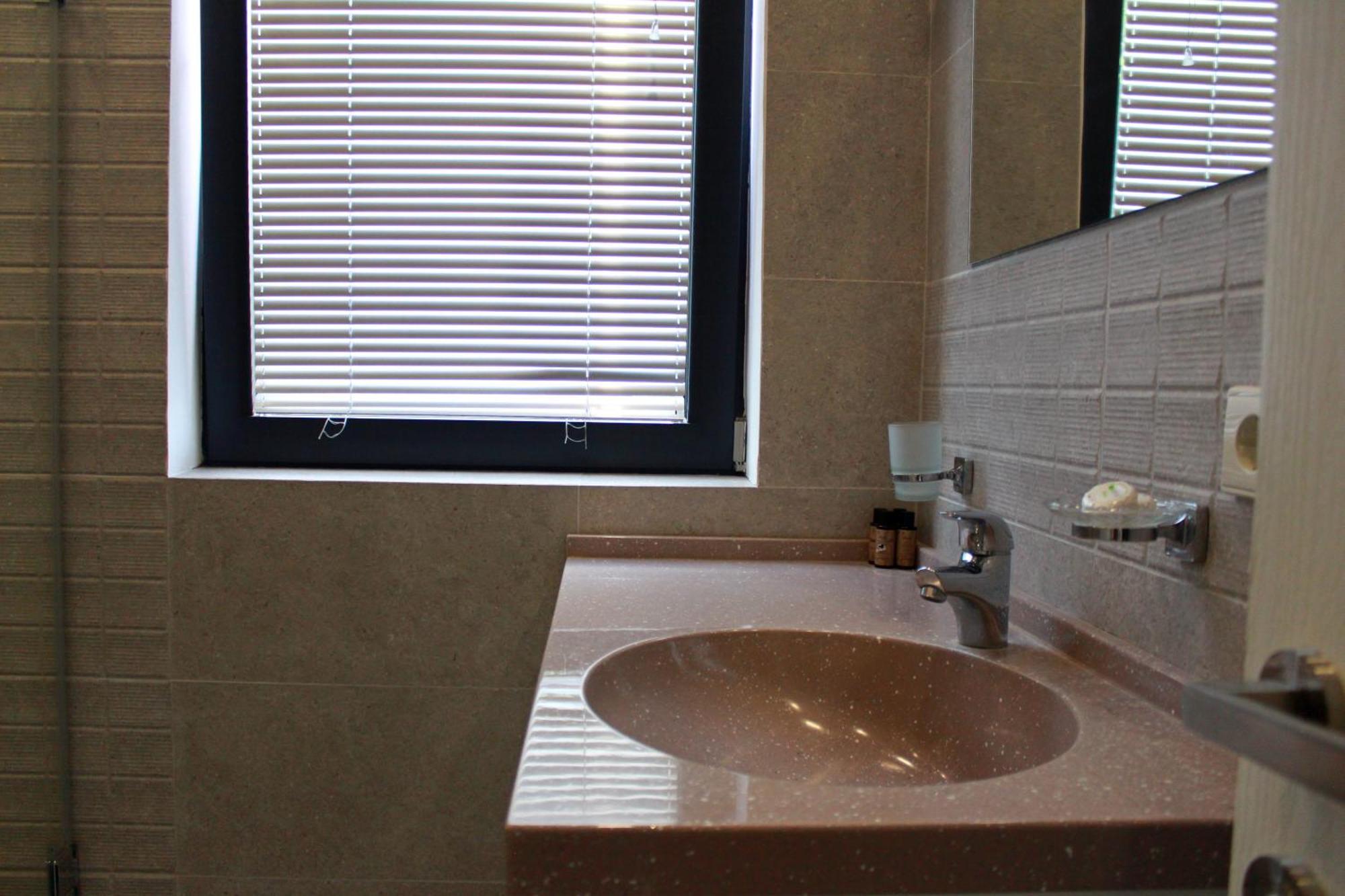 Hotel Winoterra Tbilisi Zewnętrze zdjęcie